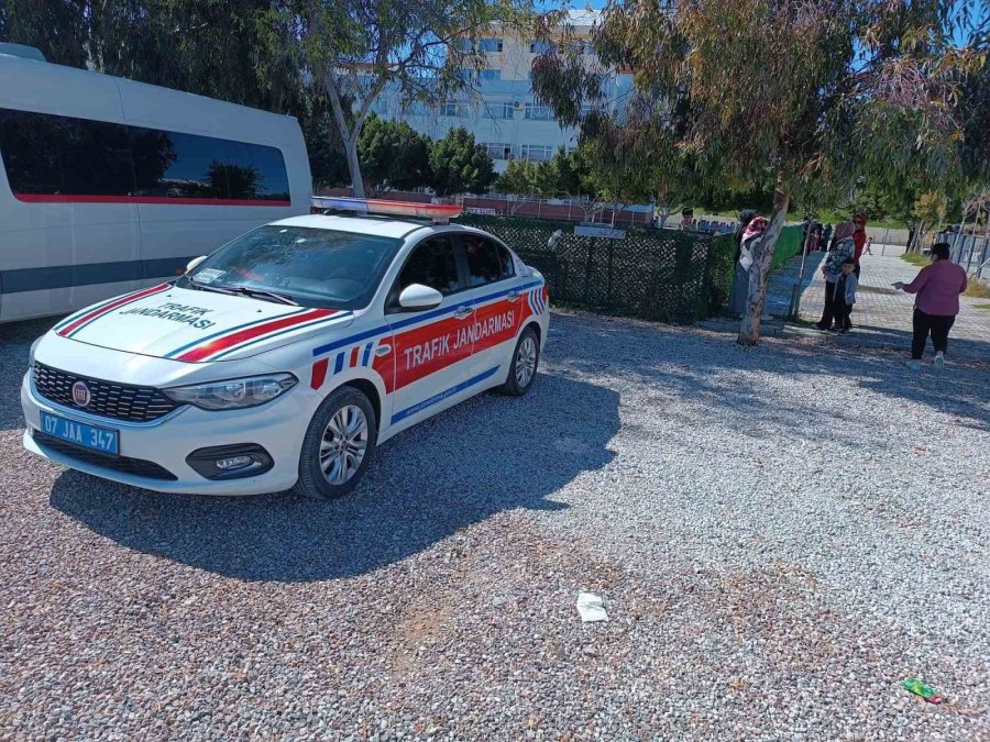 Jandarmadan 128 Araç Ve Sürücüsüne Para Cezası