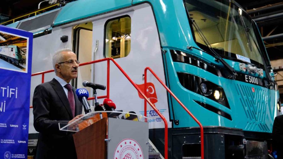 Bakan Uraloğlu: “lokomotif Sektöründe Kendi Teknolojisine Sahip Sayılı Ülkelerden Biriyiz”