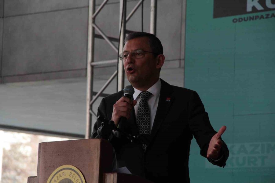 Özgür Özel, Ak Parti Adayına Yüklenirken Yanlış Üstüne Yanlış Konuştu