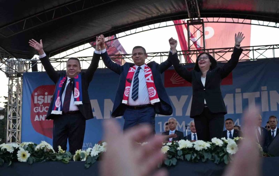 Chp Genel Başkanı Özel: "15 Gün Sonra Tarih Yazacağız"