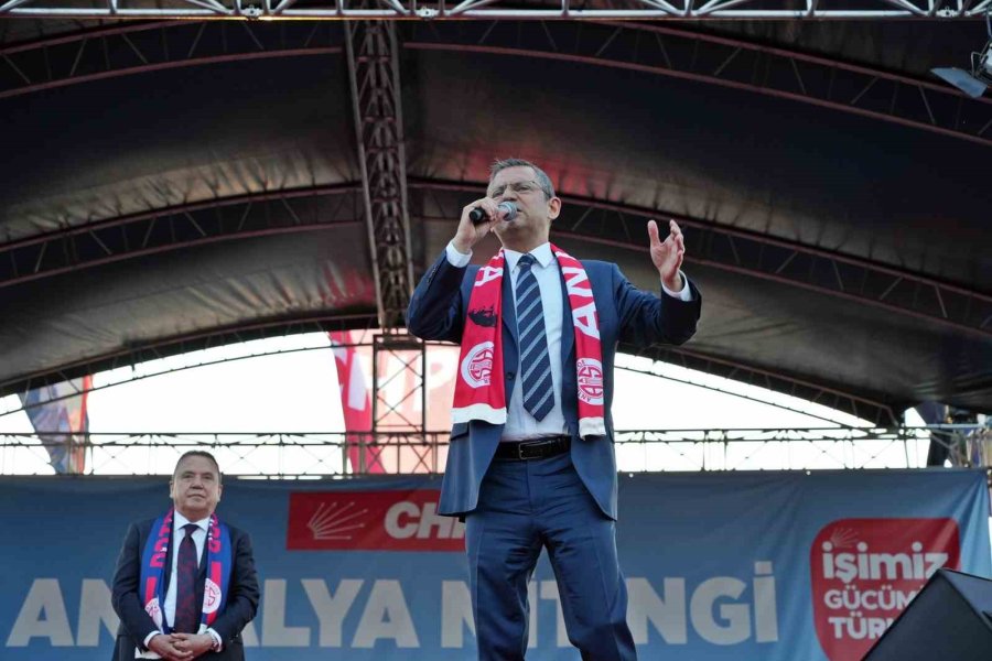 Chp Genel Başkanı Özel: "15 Gün Sonra Tarih Yazacağız"