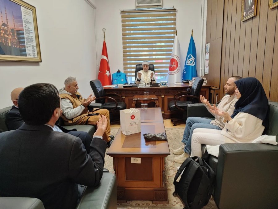 Eskişehir’de Müslüman Olan Nicolai Ve Maria Arif Davud Ve Meryem İsimlerini Aldılar