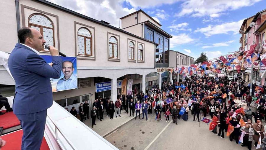 Başkan Altay, Ak Parti Milletvekili Akyürek’le Birlikte Hüyük’te Vatandaşlarla Buluştu