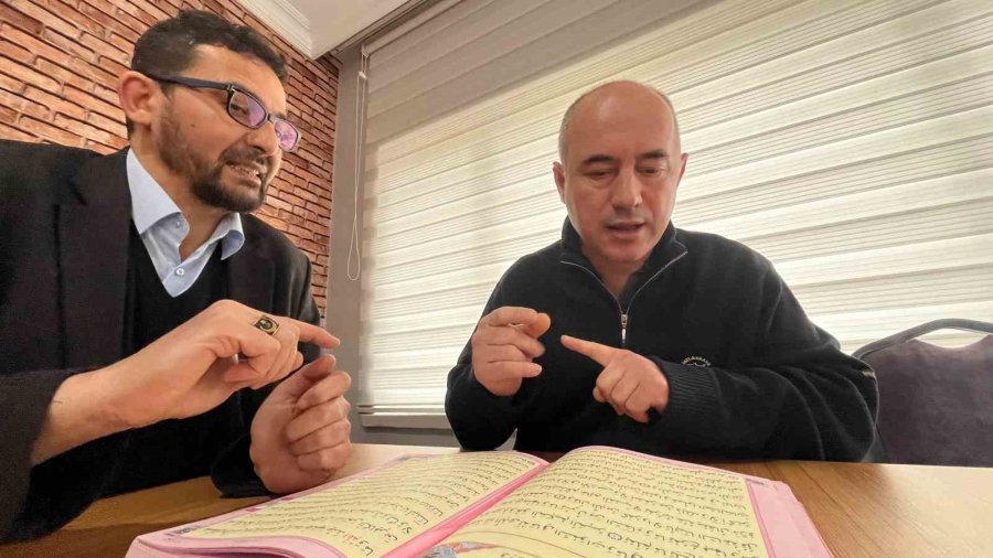 İşitme Engellilerin Ramazan’da ‘kur’an-ı Kerim’ Azmi Takdir Topluyor