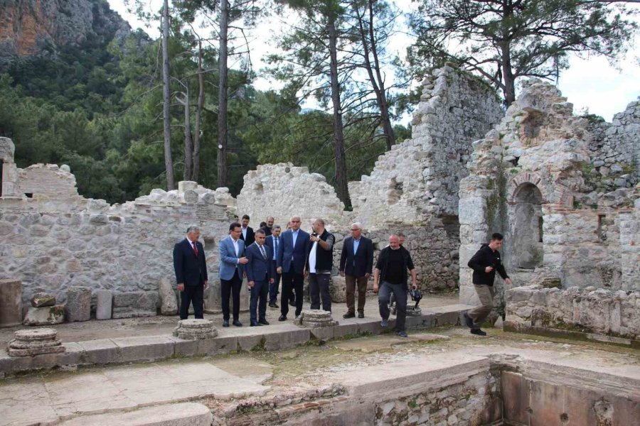 Bakan Ersoy: "2024 Yılı Hedefimiz İse 60 Milyon Turist Ve 60 Milyar Dolar Turizm Geliri"