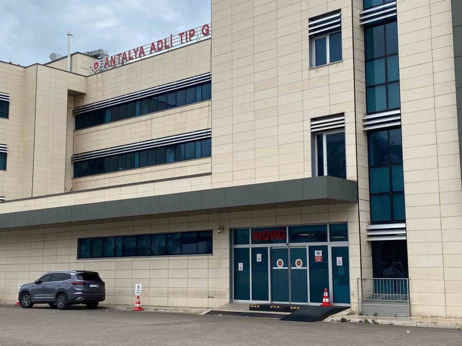 Tartıştığı Apartman Yöneticisini Tabancayla Öldürdü