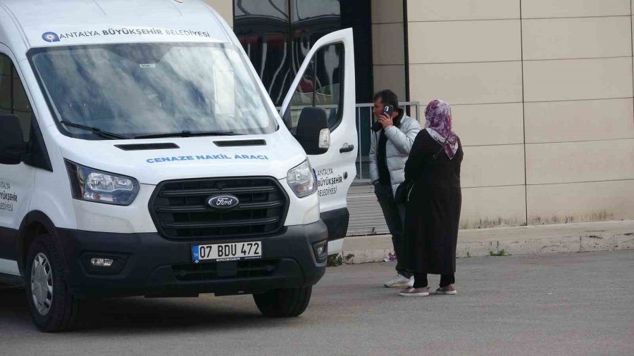 Husumetlisini 12 Kurşunla Öldürdü