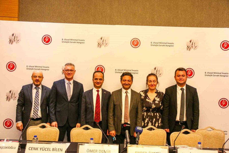 Prof. Dr. Cenk Bilen: “robotlar Hasta İle Doktor Arasına Girdi, Hastalar Bizi Değil Robotları İstiyorlar”