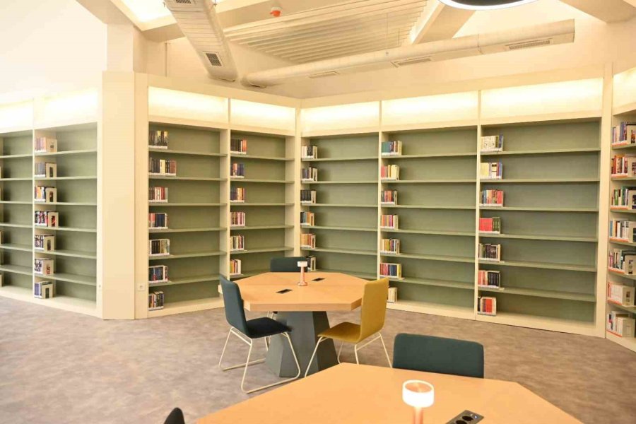 Kepez’in 22’nci Kütüphanesi Hizmete Açıldı