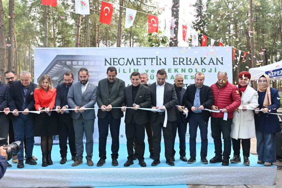 Kepez’in 22’nci Kütüphanesi Hizmete Açıldı