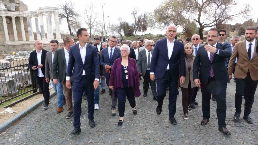 Bakan Ersoy: "60 Yılda Türkiye’de Arkeolojiyle İlgili Yapılanlara Eş Değer İşi, Önümüzdeki 4 Yılda Tamamlamayı Hedefliyoruz"