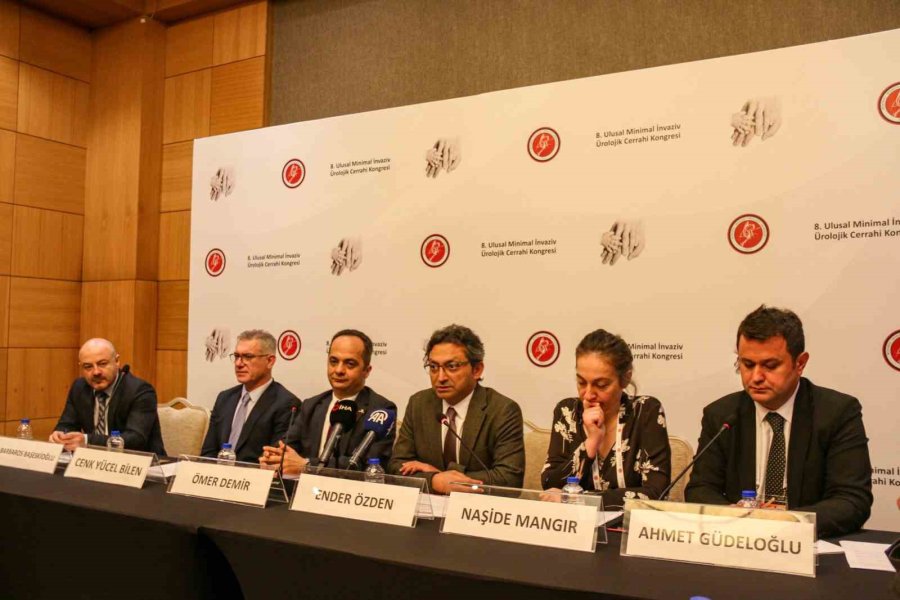 Prof. Dr. Cenk Bilen: “robotlar Hasta İle Doktor Arasına Girdi, Hastalar Bizi Değil Robotları İstiyorlar”