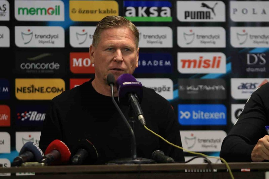 Markus Gisdol: "ilk Yarı Çok Kötü Bir Performans Sergiledik"