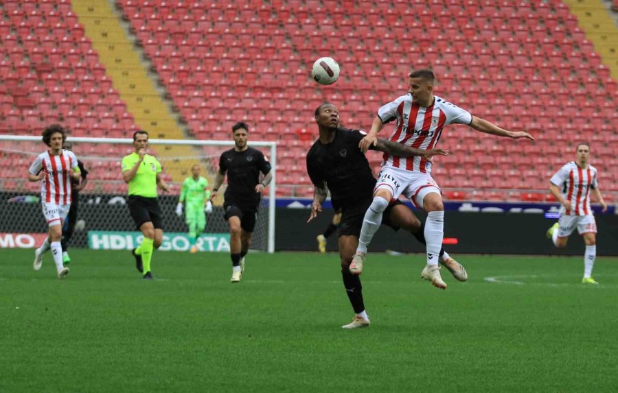 Trendyol Süper Lig: Hatayspor: 1 - Samsunspor: 0 (ilk Yarı)