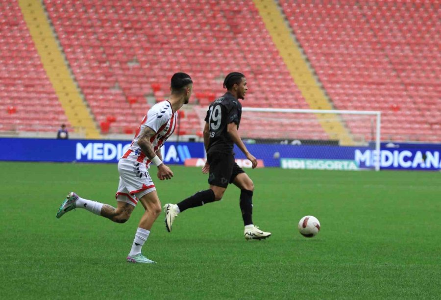 Trendyol Süper Lig: Hatayspor: 1 - Samsunspor: 0 (ilk Yarı)