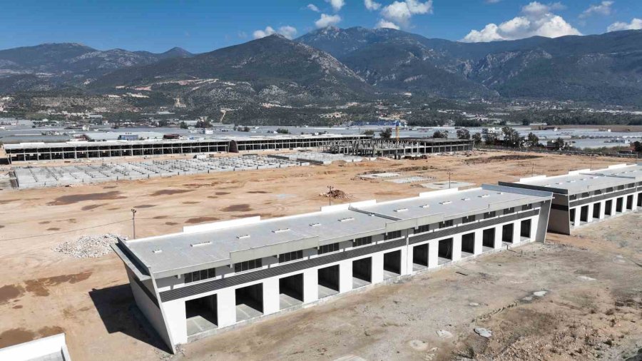 Antalya Büyükşehir, Kaş’a Dev Bir Toptancı Hal Kompleksi İnşa Ediyor