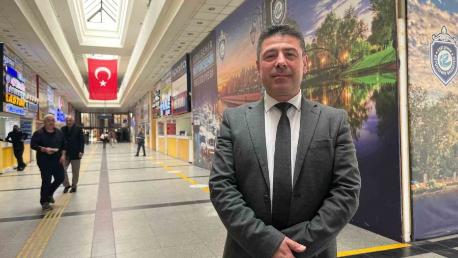 Online Bilet Satışı Ve Yüksek Hızlı Tren, Otobüs Terminalini Tenhalaştırdı