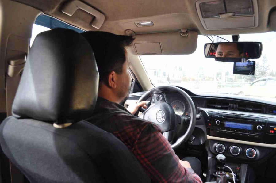 Taksiciler, Oğuz Erge’ninki Gibi Olaylar Yaşamamak İçin Yetkililerin Tedbir Almasını Bekliyor