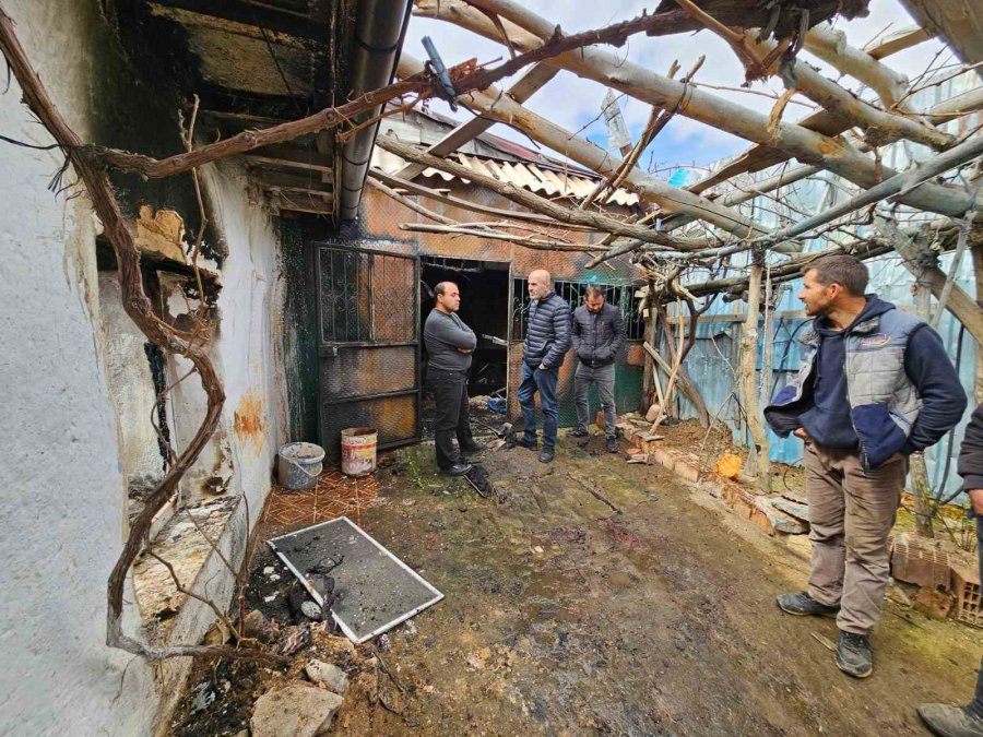 Karaman’da Sobadan Çıkan Yangında Yaşlı Adam Hayatını Kaybetti