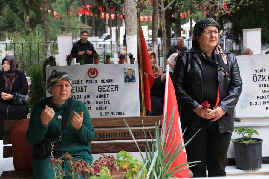Mersin’de Çanakkale Şehitleri Törenle Anıldı