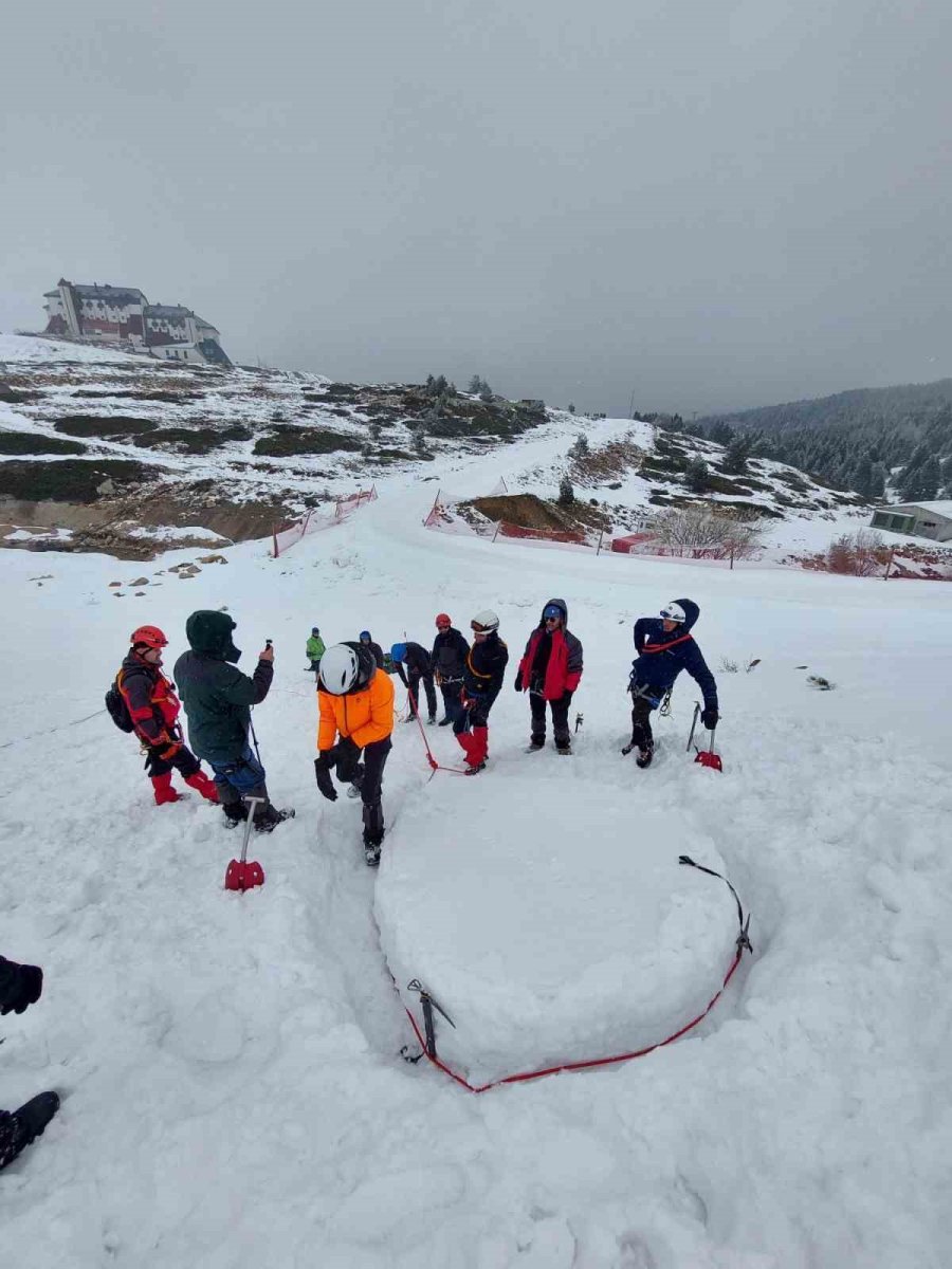 Eskişehirli 10 Sporcu Dağcılık Sertifikası Aldı