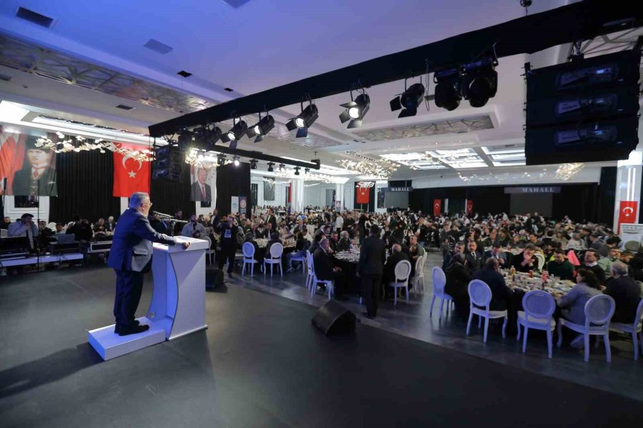 Kayseri Protokolü Şehit Aileleriyle İftar Yemeğinde Buluştu