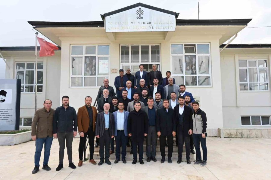 Korkuteli Ve Elmalı’da Vatandaşlarla Bir Araya Gelen Tütüncü: "cami De Bizim Cemevi De"