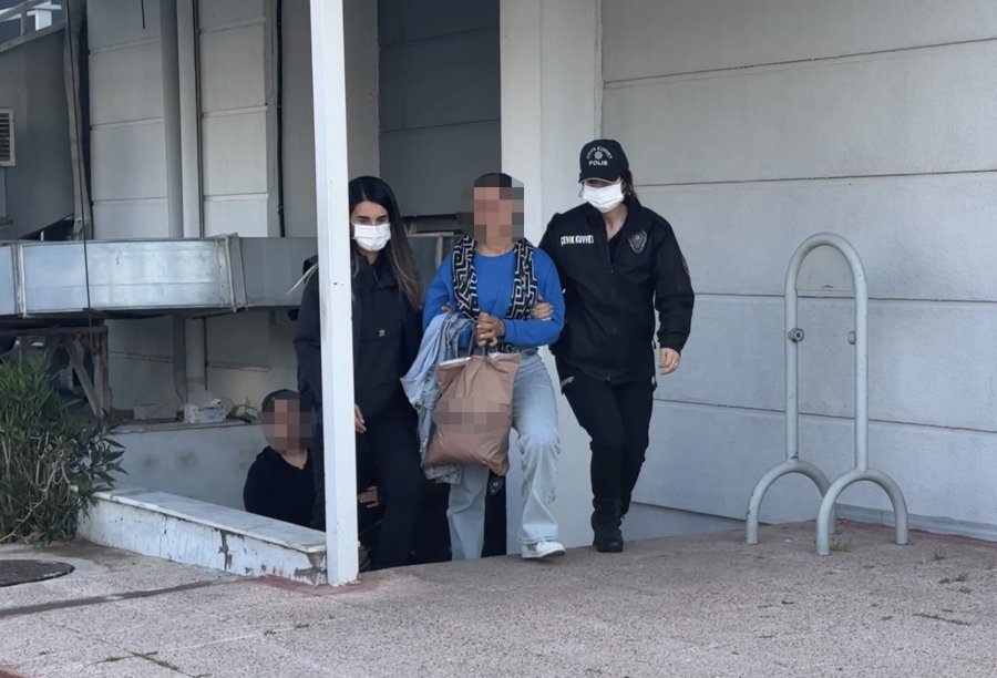 Mersin’de Pkk Şüphelileri Adliyeye Sevk Edildi