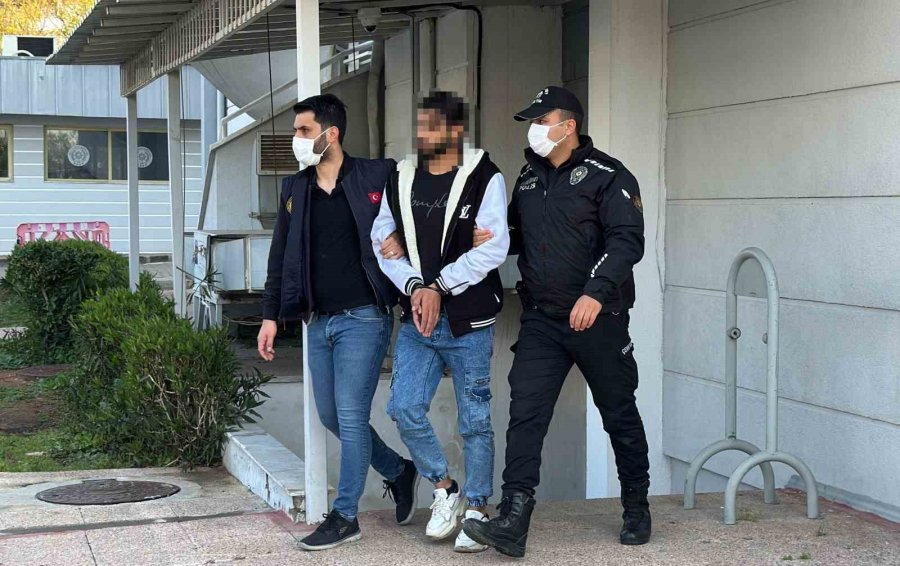 Mersin’de Pkk Şüphelileri Adliyeye Sevk Edildi