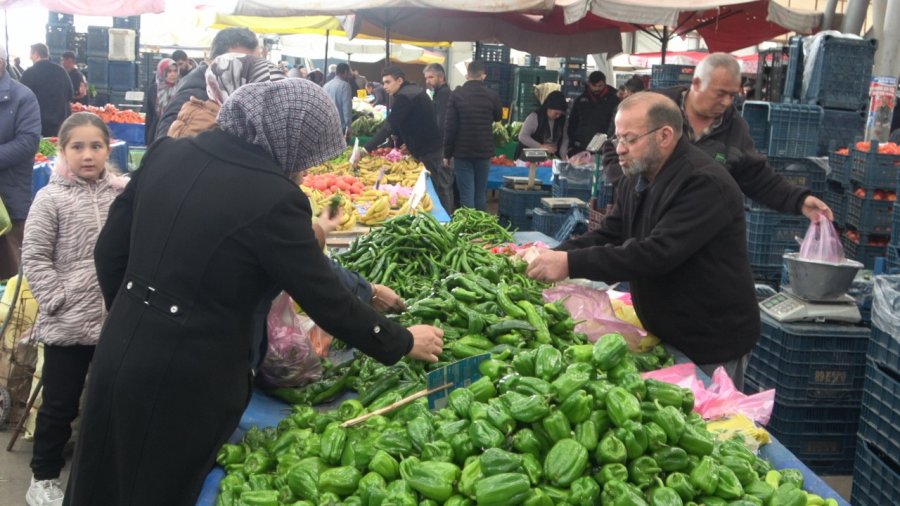 Aksaray’da Ramazan Ayında Semt Pazarları İlgi Görüyor