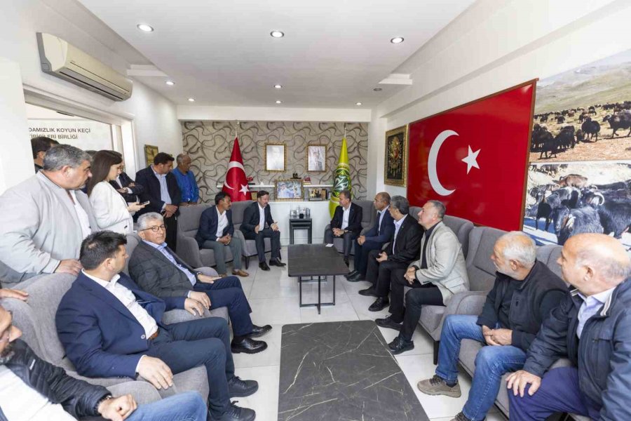 Başkan Seçer: "yörük Üreticilere Alet Ve Ekipman Desteği Sağlanıyor"