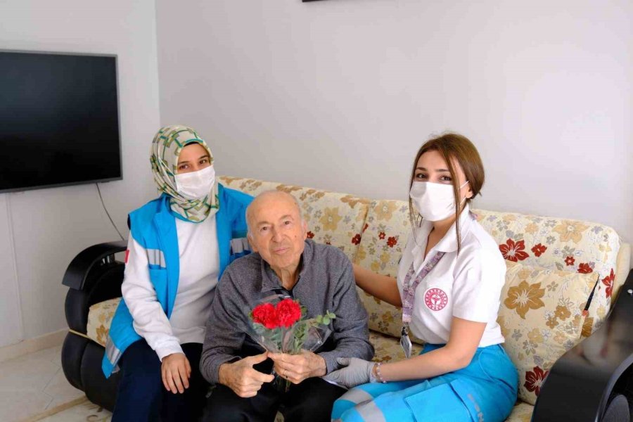 Mersin Şehir Hastanesinden "yaşlılara Saygı Haftası’nda" Anlamlı Ziyaret
