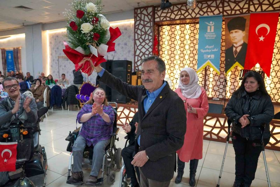 Başkan Ataç, Engelli Bireyler Ve Aileleriyle İftarda Bir Araya Geldi