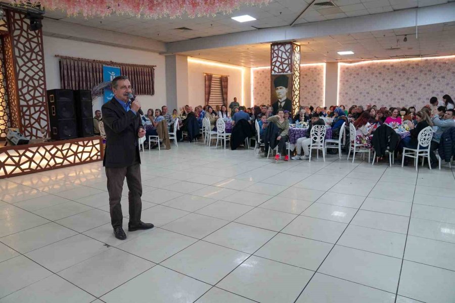 Başkan Ataç, Engelli Bireyler Ve Aileleriyle İftarda Bir Araya Geldi