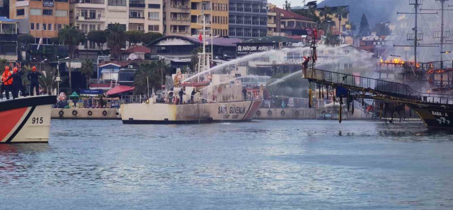 Alanya’da Alev Alev Yanan Tur Tekneleriyle İlgili Adli Soruşturma Başlatıldı