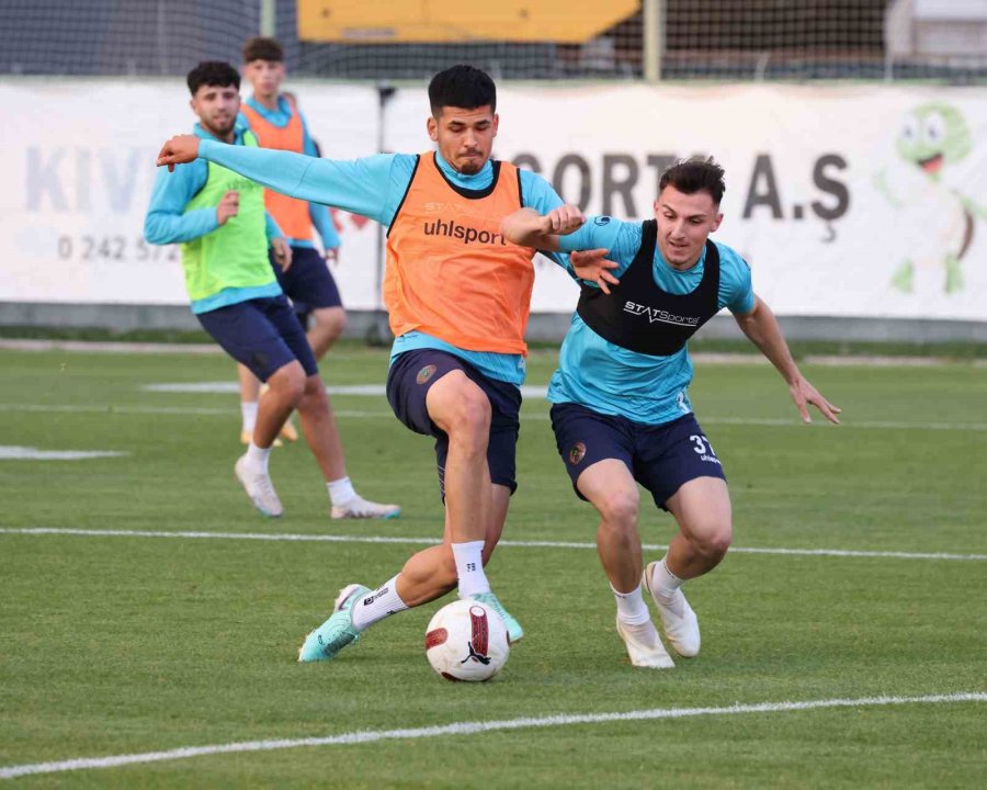 Alanyaspor, Gaziantep Fk Maçı Hazırlıklarına Başladı