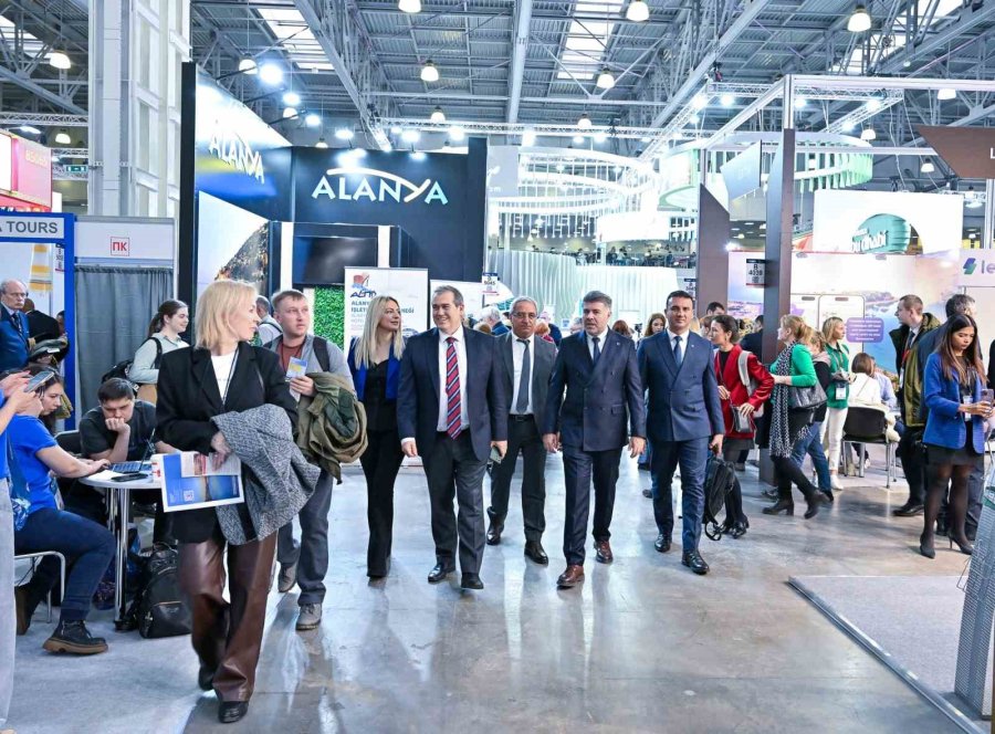 Atso Heyeti Mıtt 2024 Moskova Fuarı’nda Turizmcilerle Buluştu