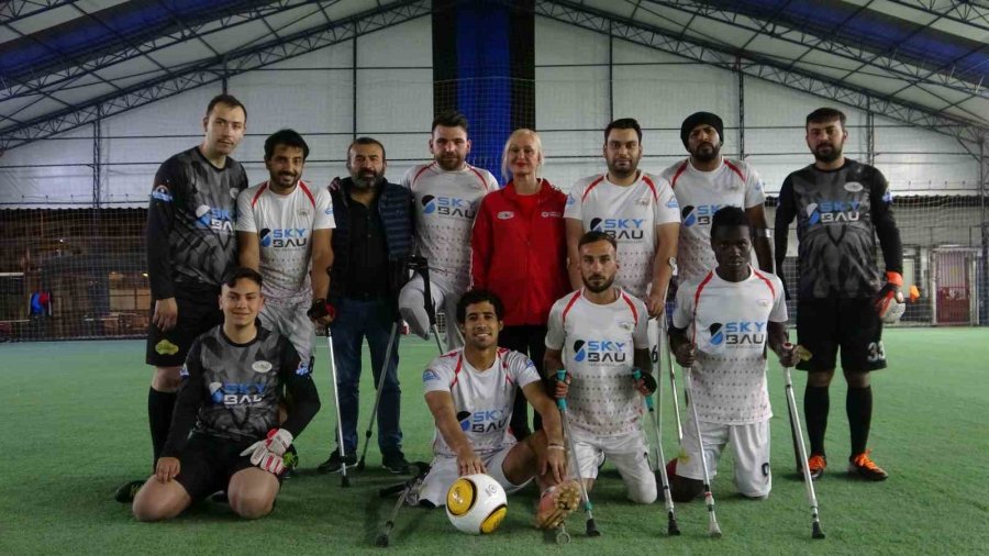 Ampute Futbolunun Tek Kadın Şampiyon Antrenörü, Yeniden Şampiyonluk Hedefliyor