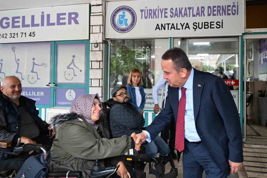Başkan Böcek: "engelsiz Antalya İçin Yeni Projeler Hazır"