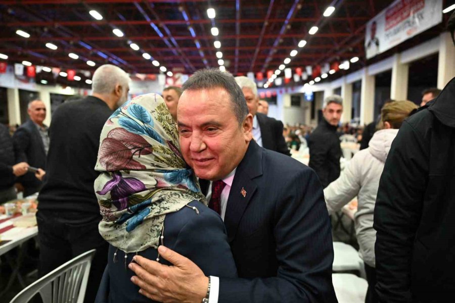 Muhittin Böcek: “yeni Dönemde Aksu’ya Özel Projelerimiz Olacak”