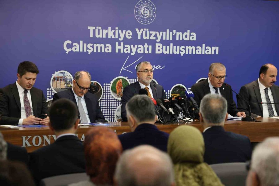 Bakan Işıkhan: "bu Yüzyılı Sizlerin De Desteğiyle Emeğin, Üretimin, Çalışmanın Yüzyılı Yapacağız"