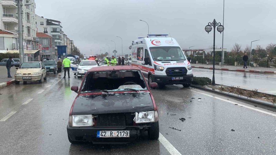 Karaman’da Otomobilin Çarptığı Yaşlı Çift Yaralandı