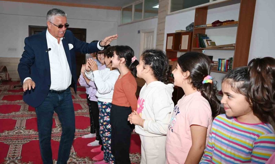 Başkan Topaloğlu’ndan Jimnastikçilere Malzeme Desteği