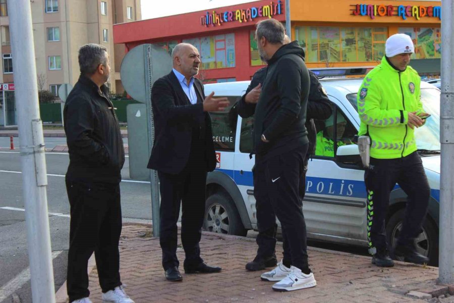 Kayserispor Başkanı Çamlı’nın Karıştığı Kazada Ağır Yaralanan Mobilet Sürücüsü Hayatını Kaybetti