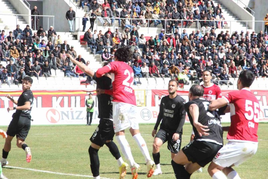 Tff 2. Lig: Karaman Fk: 2 - Etimesgut Belediyespor: 1
