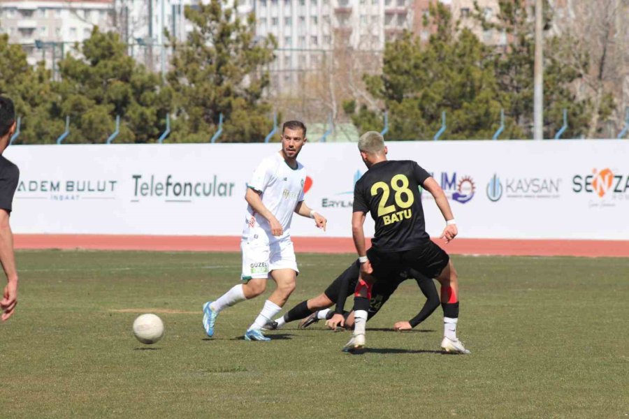 Tff 3. Lig: 1922 Konyaspor: 4 - Bayburt Özel İdaresi: 0