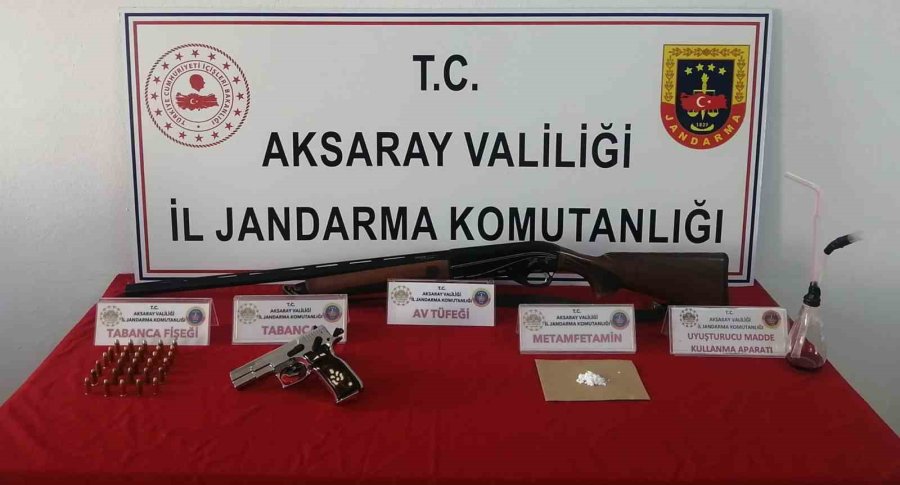 Uyuşturucu Tacirlerine Suçüstü Baskın: 3 Tutuklama