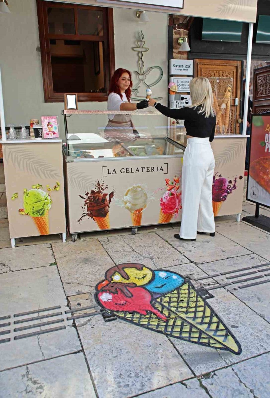 Antalya’nın Rögar Kapaklarına Sanatsal Dokunuş