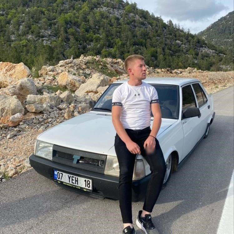 Antalya’da 3 Aracın Karıştığı Feci Kaza: 3 Ölü