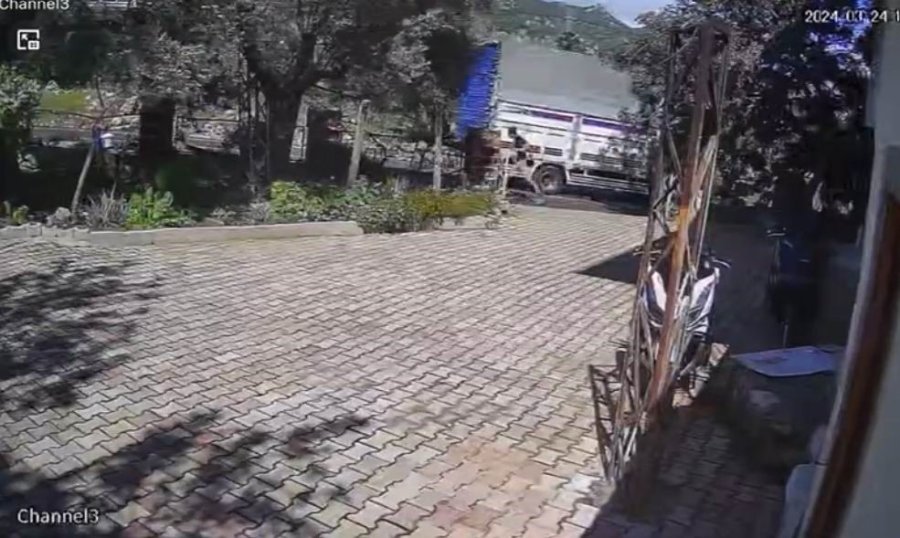 Motosikletlinin Ölüme Gidişi Kamerada